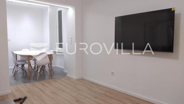 Istra, Pula, renoviran stan na top lokaciji