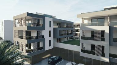 Split, Podstrana | Birinci katta, iki araçlık kapalı otopark alanına sahip üç yatak odalı daire