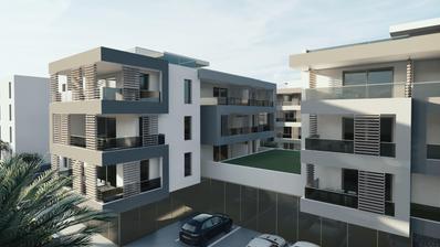 Split, Podstrana | Apartamento de três quartos no primeiro andar com dois lugares de garagem
