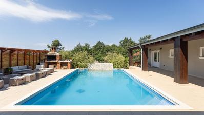 Istria, Svetvinčenat, casa indipendente con giardino e piscina