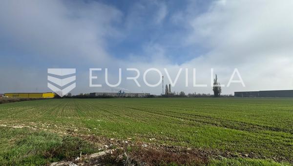 Đakovo, Sanayi Bölgesi, cazip inşaat arazisi, 14.056 m²