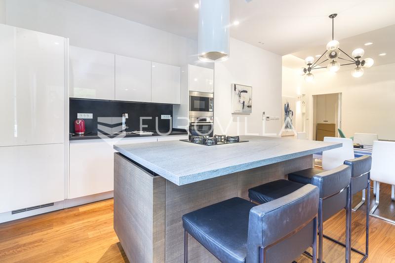 Salata, Novakova, luksuriøs treromsleilighet 103 m² med garasje - 4