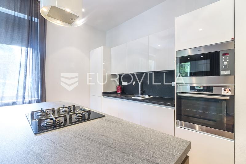 Salata, Novakova, luksuriøs treromsleilighet 103 m² med garasje - 5