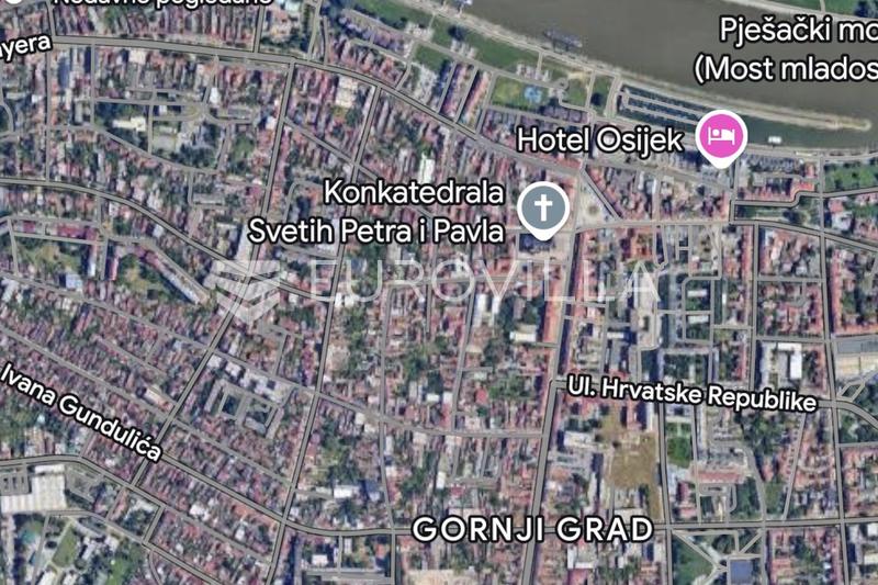 Osijek, stadscentrum, bouwgrond te koop met een totale oppervlakte van 458 m²