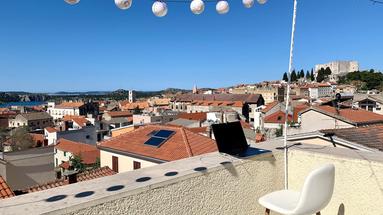 Šibenik, Varoš, two-room apartment with a spacious roof terrace