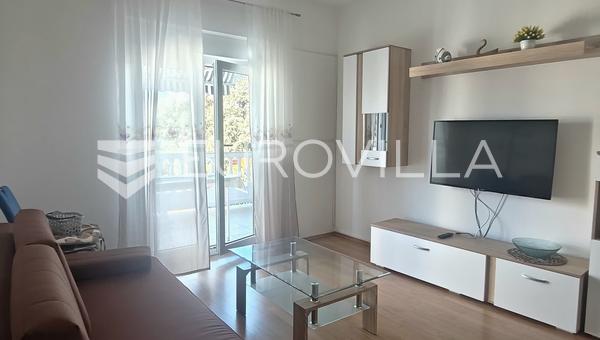 Rab Adası, Kampor, 4 daireli ev, denize 100m mesafede