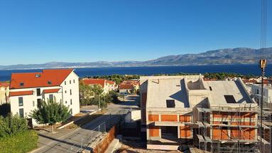 Brac, Supetar, penthouse de deux chambres avec une vue magnifique