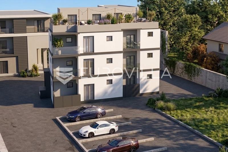 Kastel Sucurac, to-plans penthouse i en ny bygning - 1
