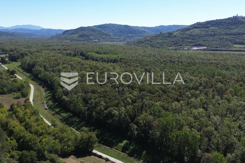 Oprtalj, Livade, Motovun yakınında çekici arsa - 2