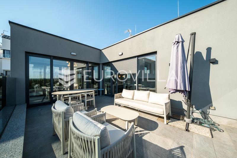 Zagreb, Sveti Duh, güzel dört yatak odalı daire, net taban alanı 135 m² - 19
