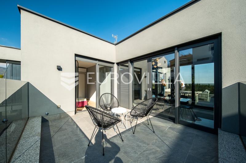 Zagreb, Sveti Duh, güzel dört yatak odalı daire, net taban alanı 135 m² - 20