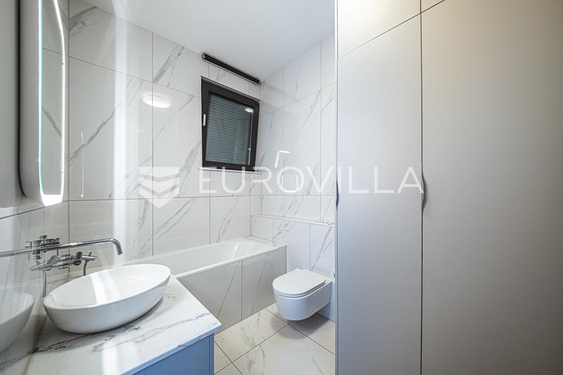 Zagreb, Sveti Duh, güzel dört yatak odalı daire, net taban alanı 135 m² - 17