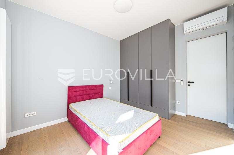 Zagreb, Sveti Duh, güzel dört yatak odalı daire, net taban alanı 135 m² - 12