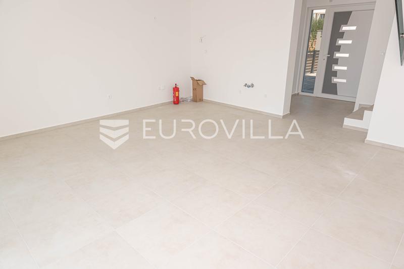 Vodice, moderne hus med swimmingpool og privat have, C2 - 6