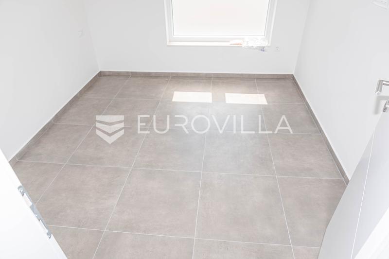 Vodice, moderne hus med swimmingpool og privat have, C2 - 8
