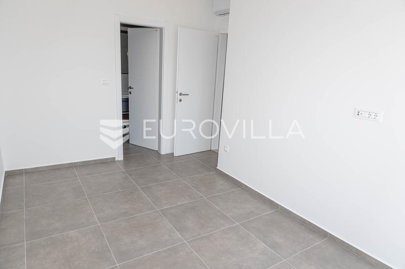Vodice, moderne hus med swimmingpool og privat have, C2 - 12