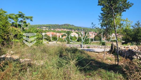 Hvar, Stari Grad, građevinsko zemljište s projektom