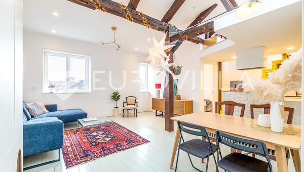 Zagreb, Marulićev trg, apartamento de dos dormitorios de 72 m² con balcón
