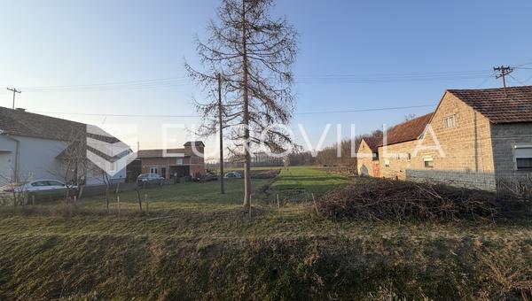 Strizivojna, imarlı arsa 1505 m²İmarlı arazi, Strizivojna