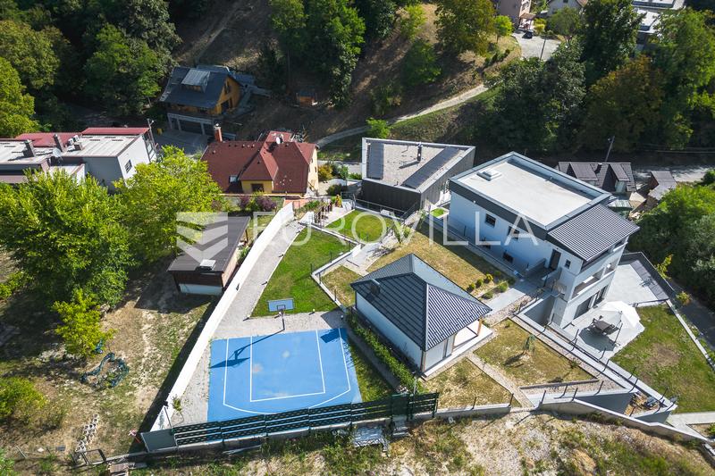 Zagreb, Šestine, luksuzno štirisobno stanovanje z zasebnim vrtom, garažo in športnim igriščem - 32