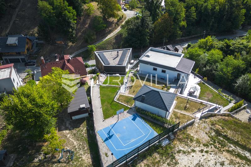 Zagreb, Šestine, luksuzno štirisobno stanovanje z zasebnim vrtom, garažo in športnim igriščem - 28