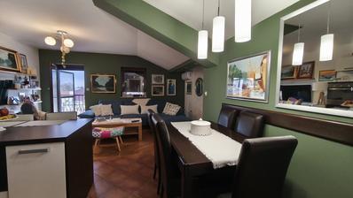 Vinkovci, Centar, dvosoban stan na izvrsnoj lokaciji u pješačkoj zoni, 78.71 m², 2. kat