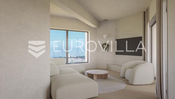 İstirya, Umag — Green Tower Residence, geniş teraslı ve deniz manzaralı özel daire