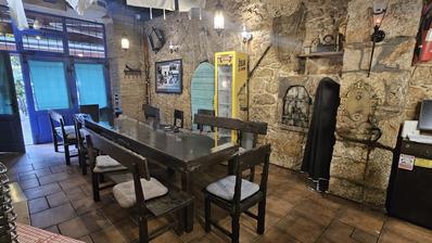 Crikvenica'da, merkezde teraslı, tam donanımlı, teraslı, deniz manzaralı kiralık restoran
