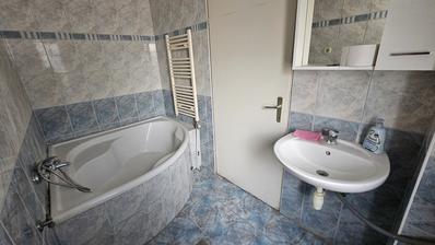Osijek, Centar grada, četverosoban stan, 98 m2