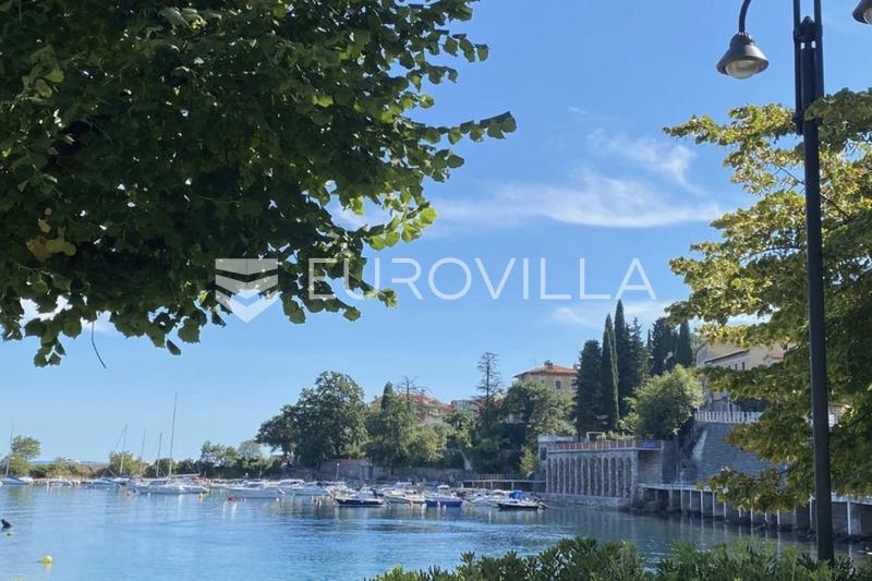Opatija, Ika, četverosoban stan u drugom redu do mora 90 m² - 13