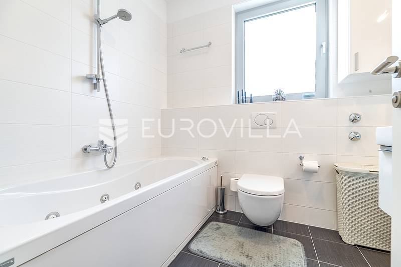 Babonićeva, prekrasan dvosoban stan s vrtom 60 m²