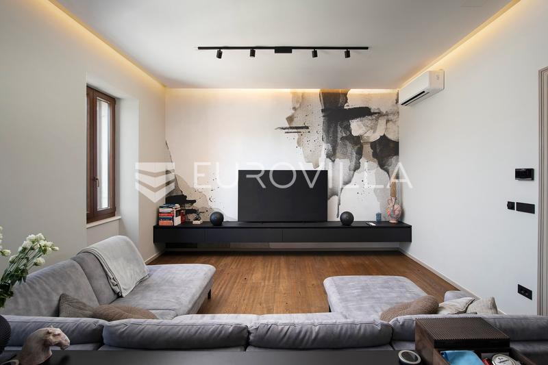 Pula, Zentrum - Premium Designer-renovierte Wohnung in einem historischen Gebäude, 200 m von der Arena entfernt - 5