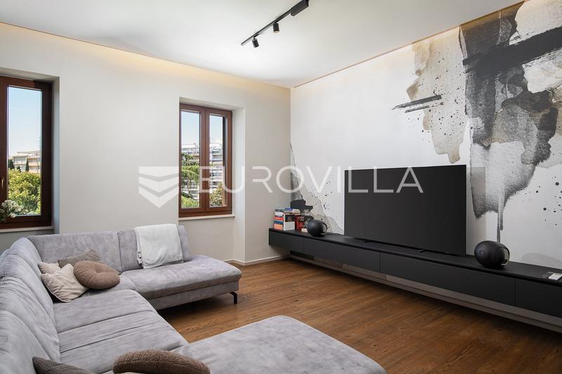 Pula, Zentrum - Premium Designer-renovierte Wohnung in einem historischen Gebäude, 200 m von der Arena entfernt - 6