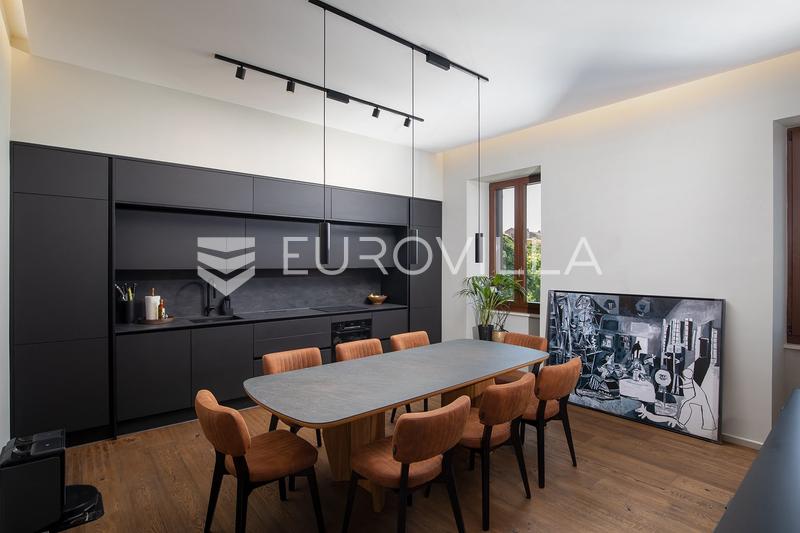 Pula, Zentrum - Premium Designer-renovierte Wohnung in einem historischen Gebäude, 200 m von der Arena entfernt - 4