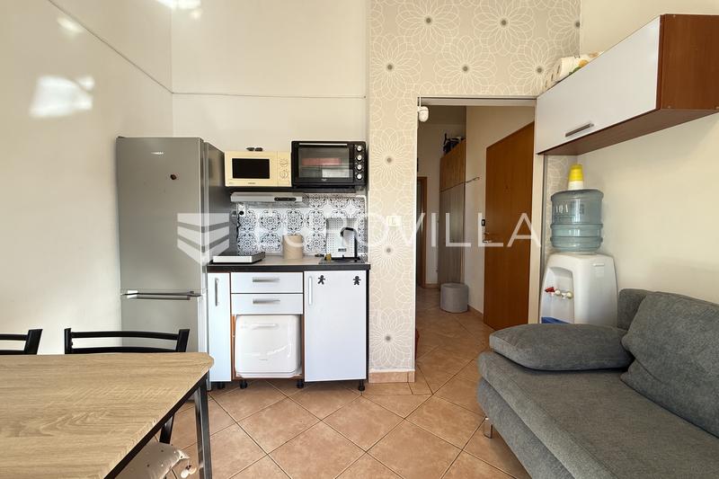 Pula, Nova Veruda, møbleret toværelses lejlighed med loggia, 32 m² - top beliggenhed - 4