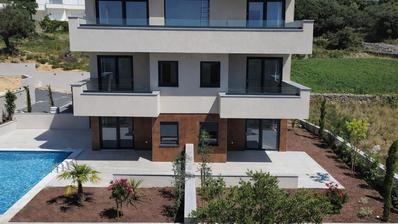 Pag, Jakisnica, třípokojový byt se zahradou a tavernou v luxusní novostavbě, 104,11 m²