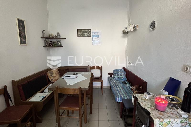 Pula, Stoja, excelente potencial em uma localização rara - 1