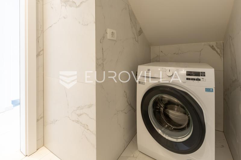 Istra, Poreč, najam kuće 116 m² s jacuzzijem i vrtom na super lokaciji s pogledom na more - 14