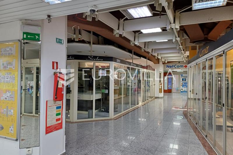 Rijeka, trgovina u centru grada 120 m² - 5