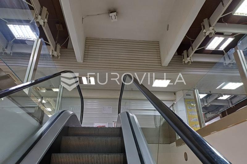Rijeka, trgovina u centru grada 120 m² - 3