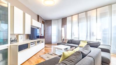 Zagreb, Ravnice, prekrasan peterosoban stan s garažom, neto korisne površine 115 m²