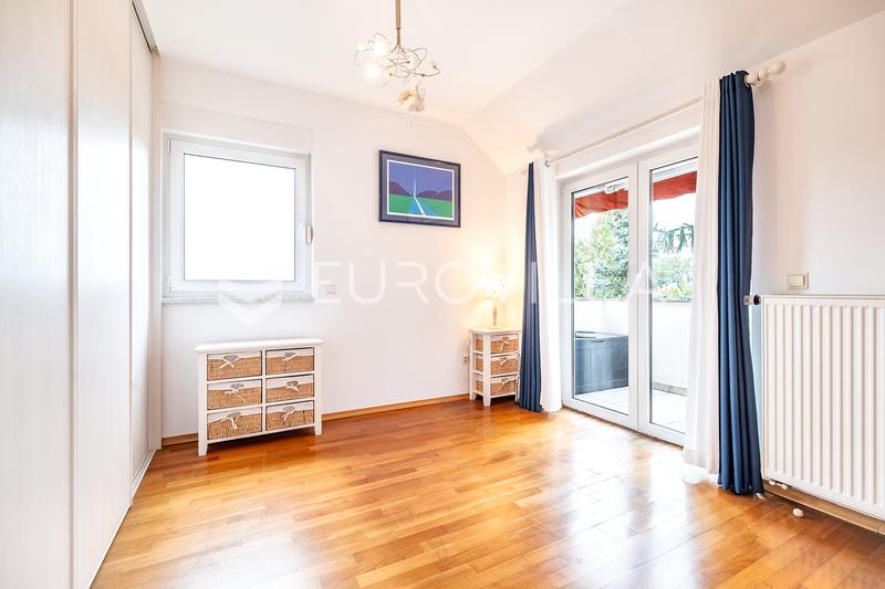 Zagreb, Salata, Srebrnjak, to-plans 3-værelses lejlighed, 95 m² - 5