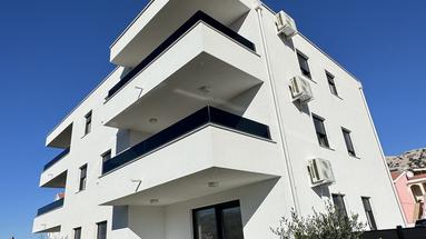 Ilha de Pag, Pag, apartamento de dois quartos com jardim perto do mar S5