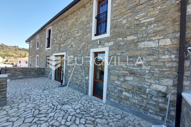 Istra, House in a row, 187 m²