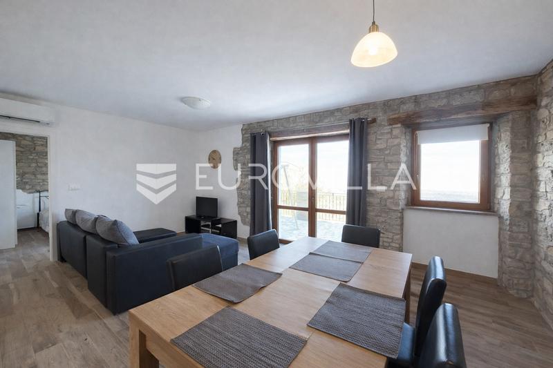 Istra, House in a row, 187 m²