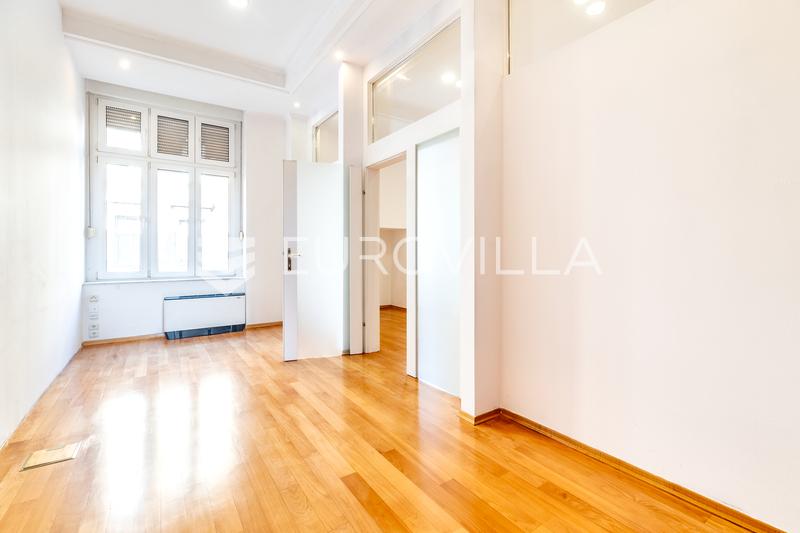 Zagreb, Palmotićeva, functional business premises, area 240 m² - 2