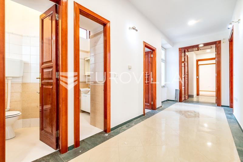 Zagreb, Palmotićeva, functional business premises, area 240 m² - 8
