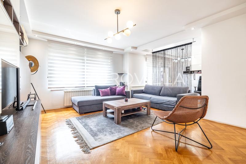 Zagreb, Sesvete, prekrasna obiteljska kuća 360 m² - 2
