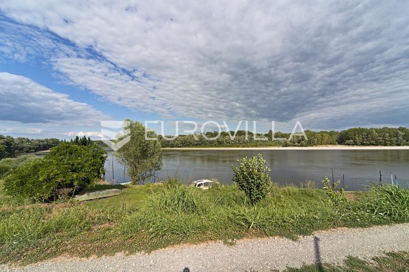 Petrijevci, Nehaj, vikend s pogledom na reko Dravo, terasa z žarom in 722 m² vrt - 9
