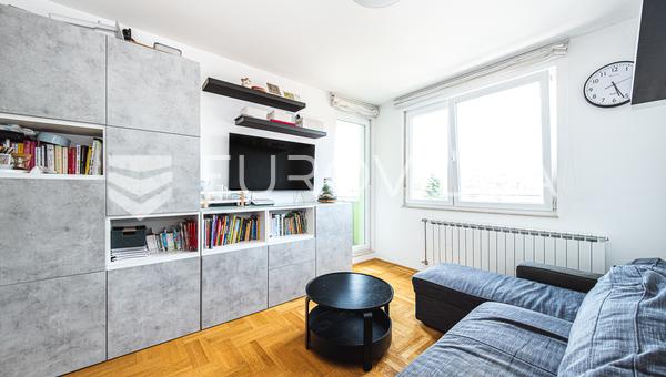 Zagreb, Stenjevec predivan trosoban stan 57 m²
